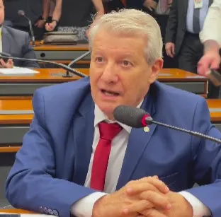 Deputado Federal Paulo Foletto busca articulações para trazer a Protonterapia para o Brasil.