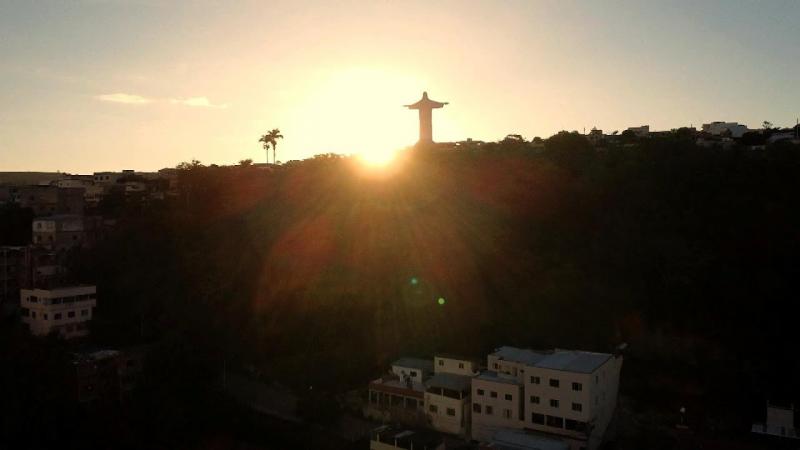 FILME: COLATINA POR CIMA